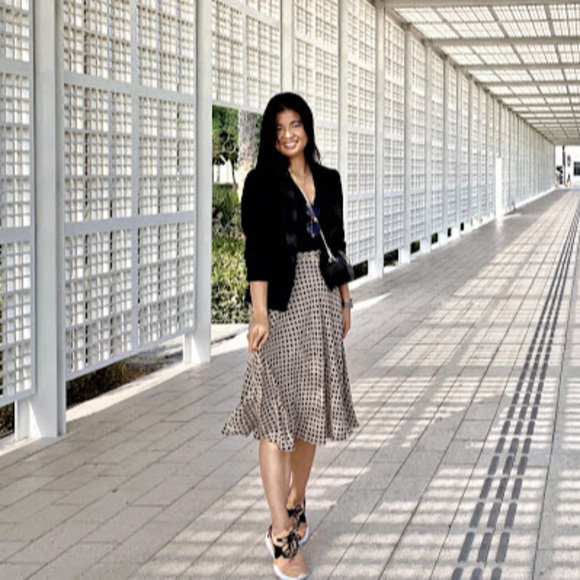 Meet your Posher, Linda - Picture 1 of 1